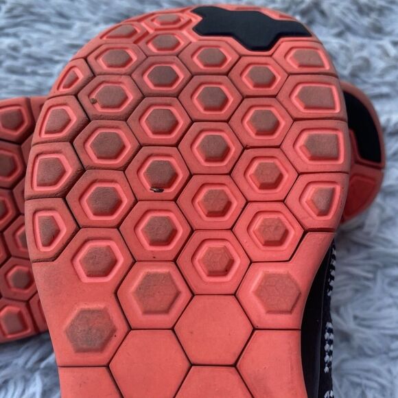 Nike 5.0 Black‎ Orange Size 7 Y Women’s Lace Up Athletic Shoes Pre Owned - Picture 7 of 16